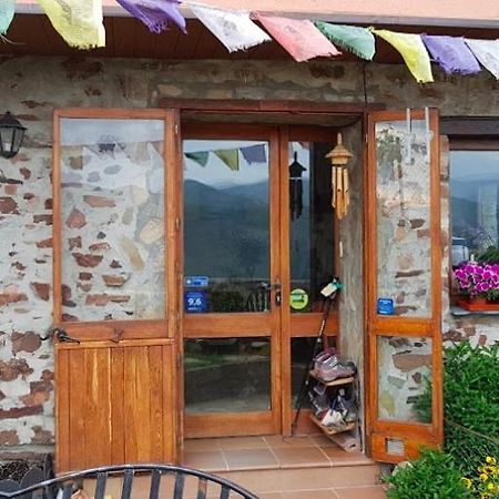 La Trucha Del Arco Iris Bed & Breakfast El Acebo de San Miguel Exterior photo